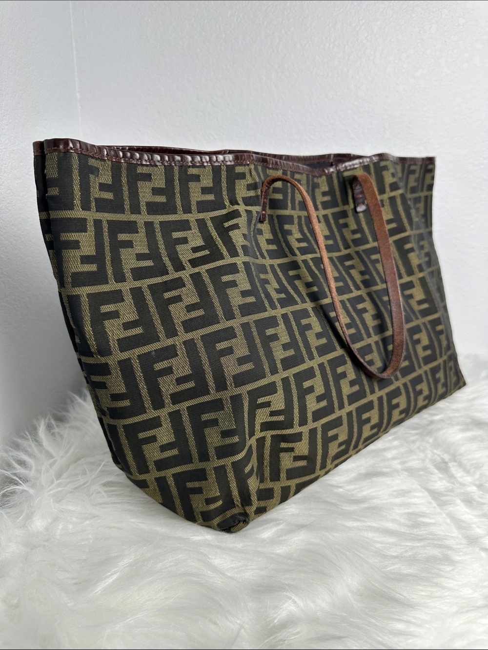 💯Authentic Vintage Fendi Zucca Tote Bag🍀 - Picture 14 of 14